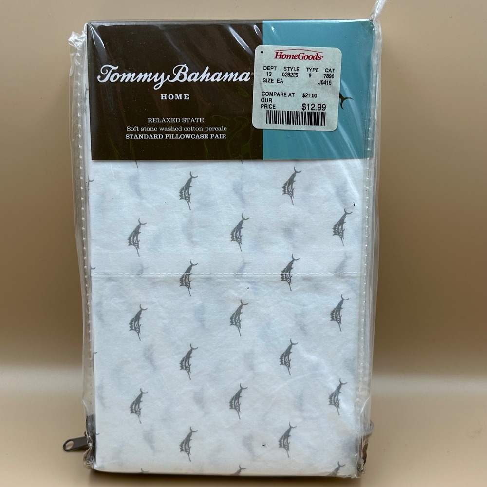 Tommy Bahama Home Marlin Cotton Percale Standard Pillowcase Pair White Grey